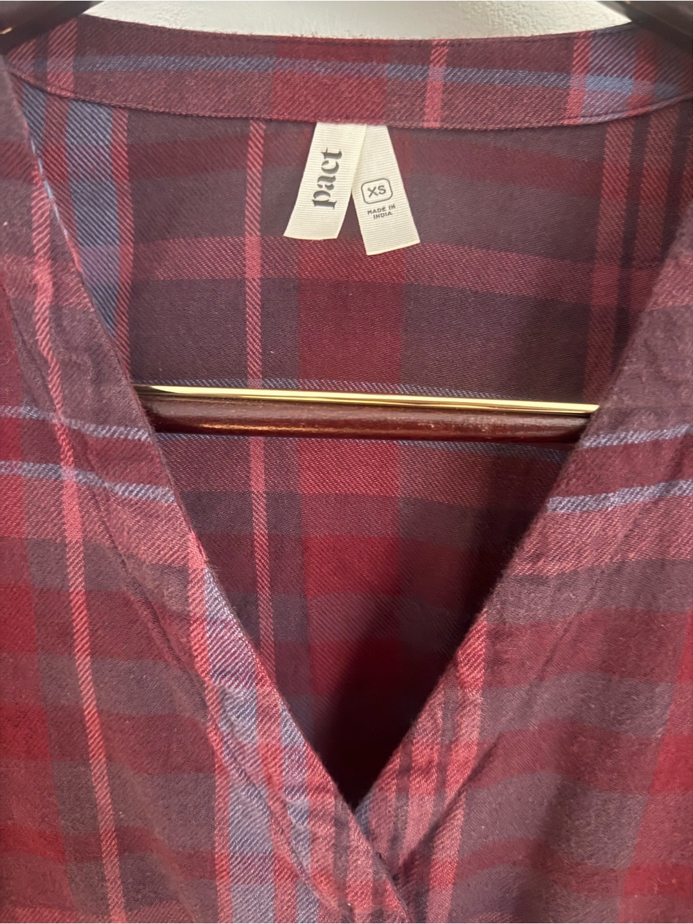 Pact Fireside Flannel Crossover Faux Wrap Midi Dress in Burgundy Size XS - Picture 9 of 12